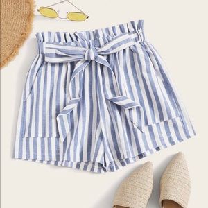 Forever21 Blue/White Shorts Size Small